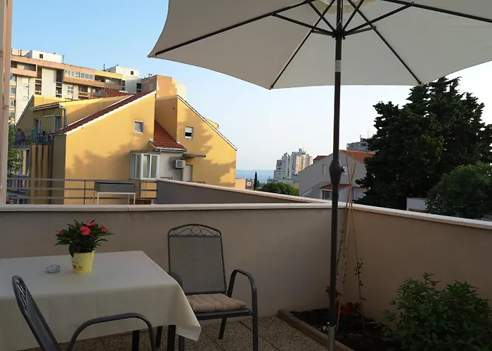 Apartman Terrace & Free Parking Split